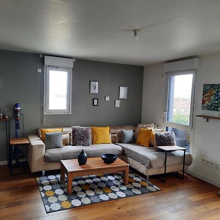 Magnifique Appartement Avec Terrasse Et Parking, 8 Personnes Nanterre Ngoại thất bức ảnh