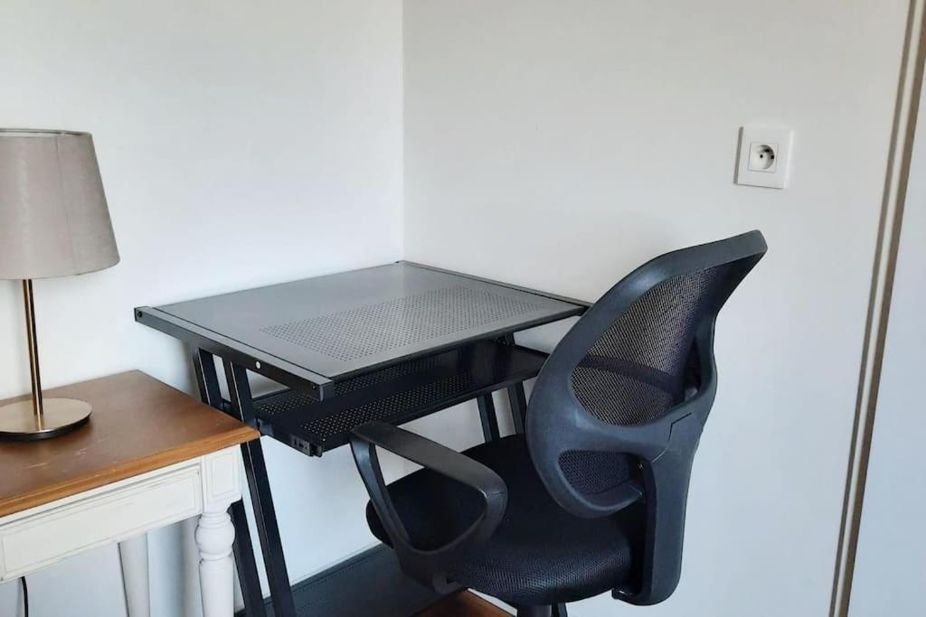 Magnifique Appartement Avec Terrasse Et Parking, 8 Personnes Nanterre Ngoại thất bức ảnh